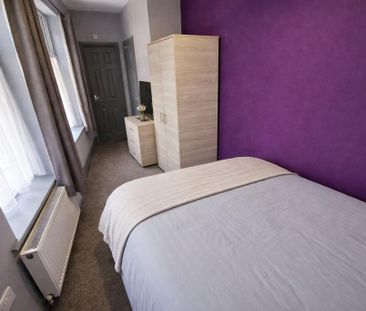 1 bedroom in a house share to rent - Photo 6