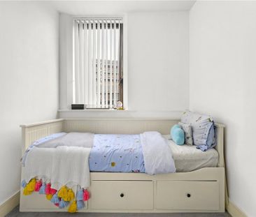 2 bedroom flat to rent - Photo 6