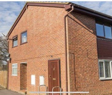 2 bedroom maisonette to rent - Photo 3