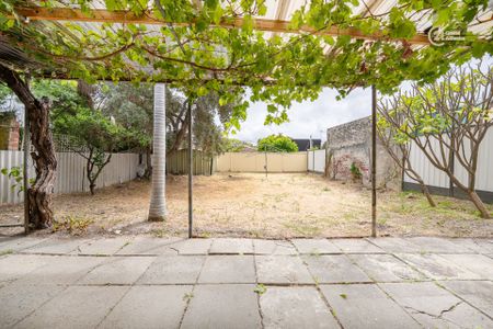 Mount Lawley - Photo 3