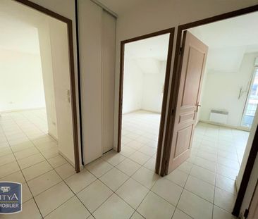 Location Appartement 3 pièces 56m² BAILLEUL 59270 - Photo 5