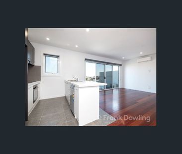 14/767 Mt Alexander Rd, Moonee Ponds VIC 3039 - Photo 2