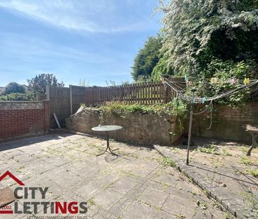 3 bedroom detached house to rent - Photo 2