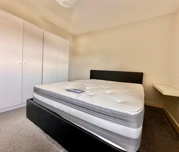 2 bedroom apartment to rent - Photo 6