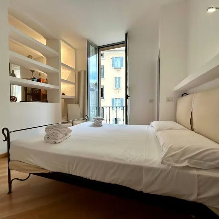 Via Valtellina, Milan, Lombardy 20159 - Photo 1