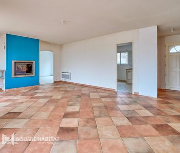 Location Maison 5 pièces 122m² STE COLOMBE EN BRUILHOIS 47310 - Photo 2