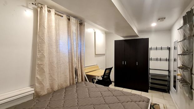 For Lease - 55 Littleleaf Drive Unit# RM D, Toronto, Ontario - Photo 1