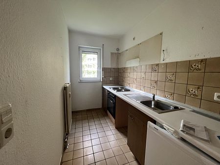 Blick ins Grüne: Gemütliche, helle 2 Zimmer-Wohnung mit Loggia in naturnaher Lage, Ernst-Lemmer-Str. 99, Marburg Wehrda - Foto 2