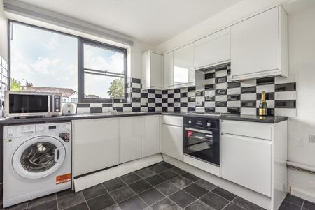 2 bedroom flat to rent - Photo 4