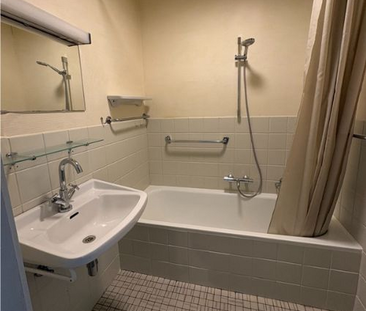 Lichtrijk appartement te huur in Kortrijk! - Photo 3