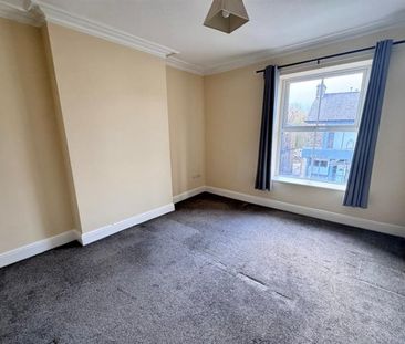 3 Bedroom End Terrace To Let - Photo 4