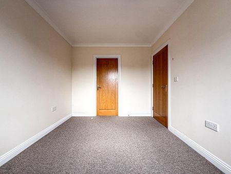 3 bedroom penthouse to rent - Photo 3