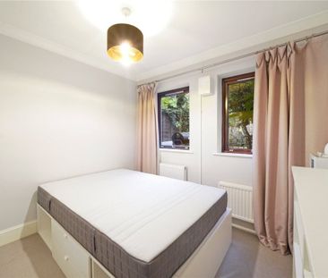 Lyncroft Gardens - Photo 6