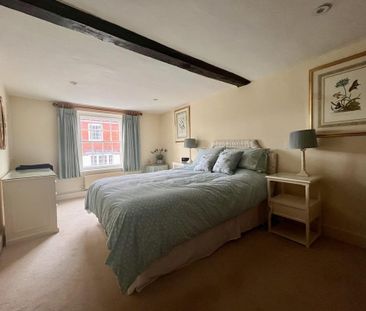 5 bedroom end of terrace house to rent - Photo 4
