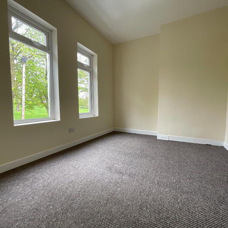 62 Woodvale Avenue, Belfast, BT13 3EX - Photo 1