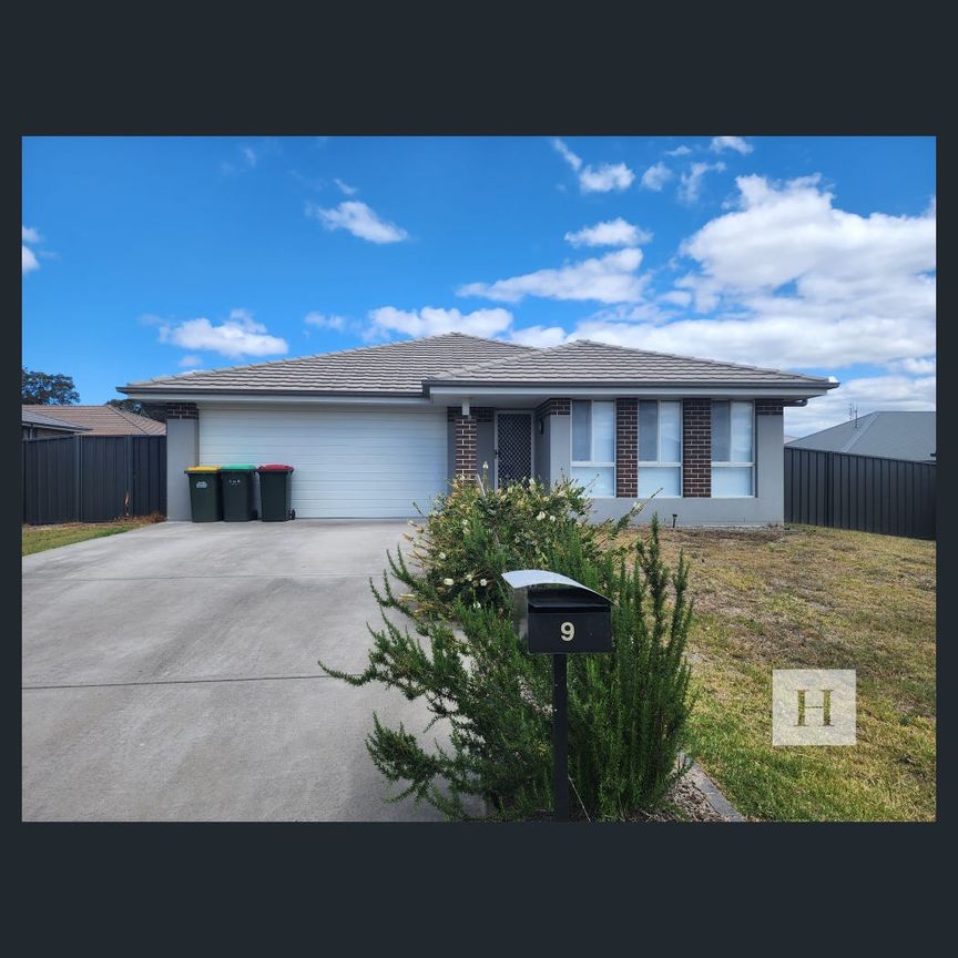 9 Traders Way, Heddon Greta, NSW 2321 - Photo 2