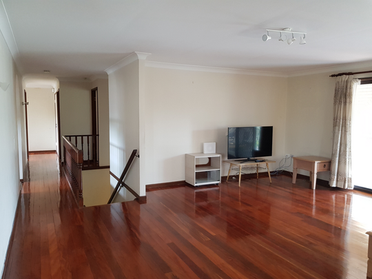 8 Sasha Street, Robertson, QLD - Photo 1