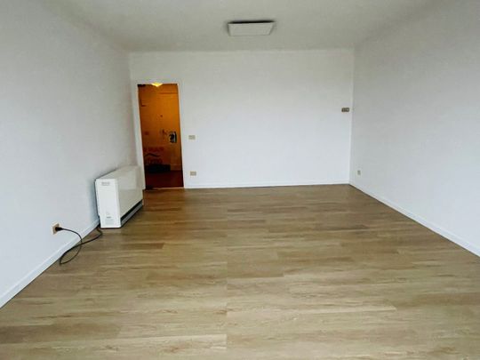 Opgefrist appartement gelegen op de 3e verdieping in het gebouw "residentie Blommendael" - Foto 1