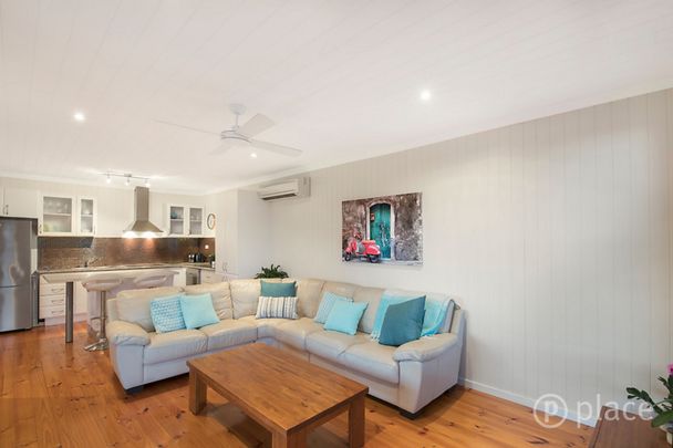 87 Albert Street, Camp Hill QLD 4152 - House For Rent | Domain - Photo 1