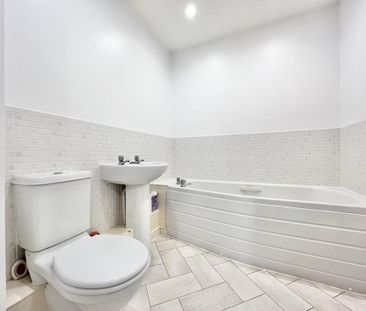 2 bedroom apartment to rent - Photo 6