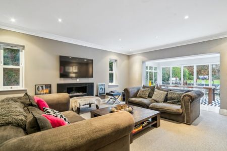 5 bedroom house to rent - Photo 2