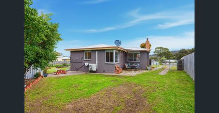 Warm, Welcoming & Pet-Friendly Living - Photo 5