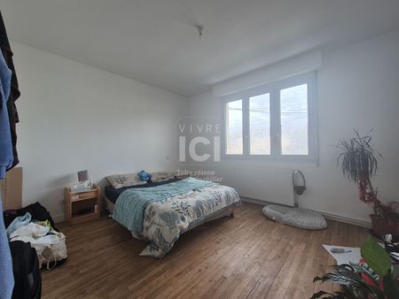 Location Maison 4 pièces 90m² - Photo 2