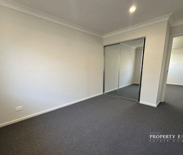 Brand New Modern Family Home! - Photo 4