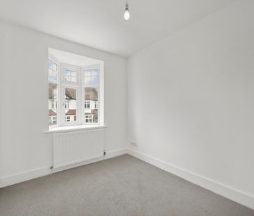 4 bedroom parking to rent - Photo 2