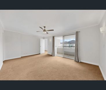 44b Marian Street, Innaloo, WA 6018 - Photo 6
