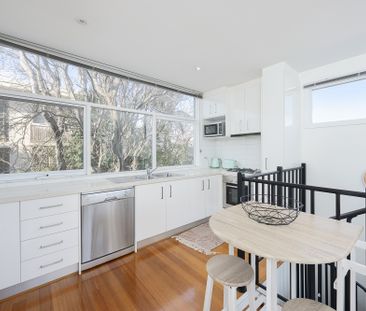 15/38 Waterloo Crescent, St Kilda VIC 3182 - Townhouse For Rent | D... - Photo 4