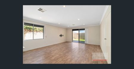 Modern Coastal Living at 5 Thistle Way, Two Rocks - Photo 2