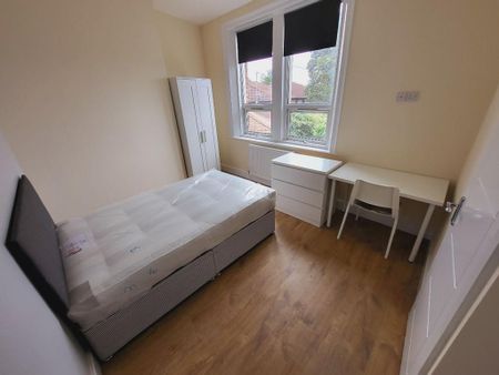6 bedroom house to rent - Photo 5