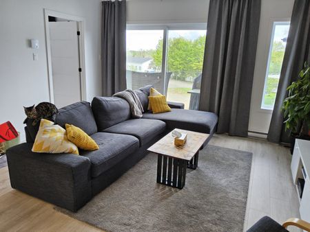 70 place Edmond-Aucoin Saint-Boniface - Photo 2