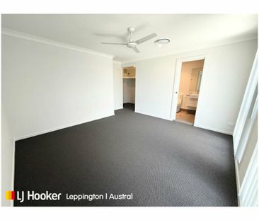 MODERN DOUBLE STOREY LIVING AT ITS FINEST - Photo 3