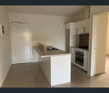 14/947 Mt Alexander Road, Essendon, Vic 3040 - Photo 2