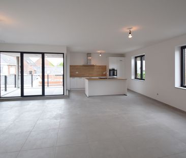 Ruime nieuwbouwwoning met groot terras te Handzame - Photo 2
