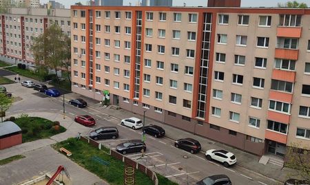 3 izbový byt byt Furdeková Bratislava - PRENÁJOM - Photo 2