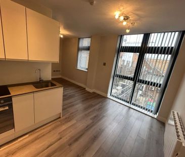 Bridge Street, Hemel Hempstead, London - Photo 3