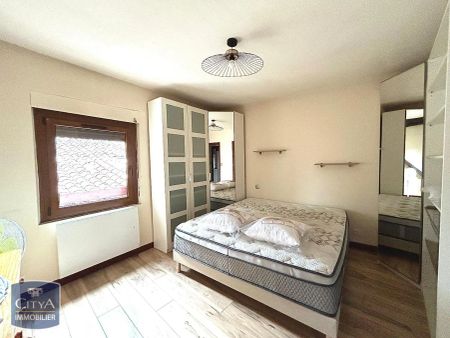 Appartement à louer 3 pièces 71.5m² - Photo 2