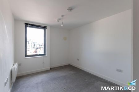 2 bedroom penthouse to rent - Photo 4