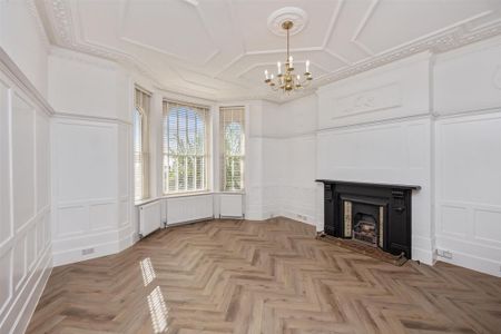 3 bedroom flat to rent - Photo 2