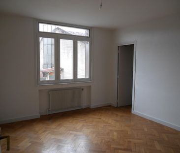 Location Appartement 2 pièces 53m² LYON 7ème - Photo 3