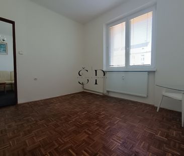 Pronájem bytu 3+1 59 m², Nová Ves - Photo 2