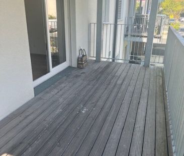 Traumhafte neuwertige 2-Zimmer-Wohnung mit großem Balkon in erstkla... - Foto 1