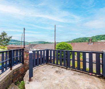 Great 5 bed HMO with stunning view of the valleys - Photo 5