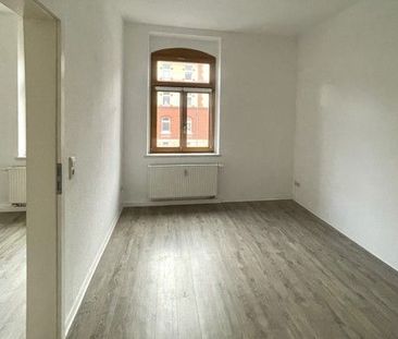 Gut gelegene 2-Raum-Wohnung im schönen Altbaukarree! - Photo 4