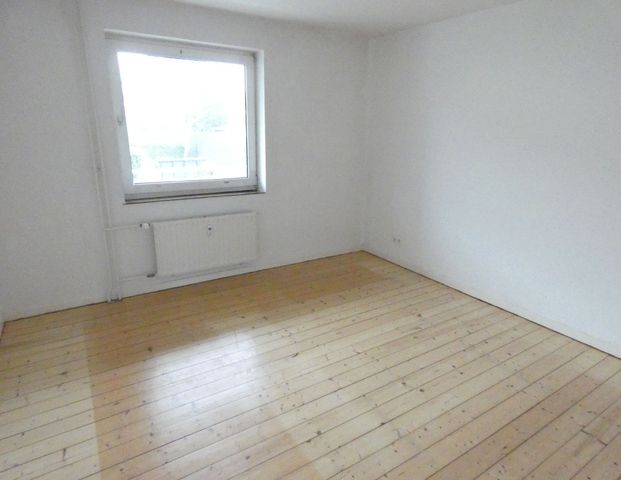 Schicke Erdgeschoss-Wohnung mit Balkon in ruhiger Lage - Photo 1