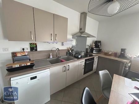 Location Appartement 4 pièces 85m² PAMIERS 09100 - Photo 5