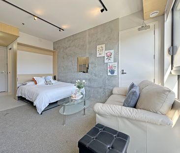 Welcome to apartment 303A in Vedado Apartments. - Photo 2